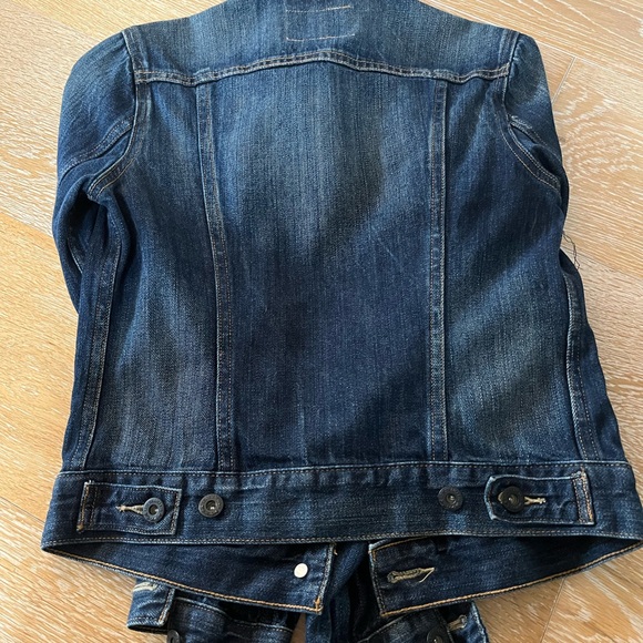 Levi’s Jacket - Picture 2 of 4